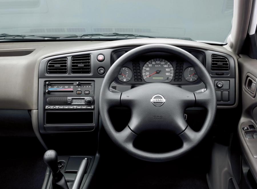  Nissan Expert 1999 года  (фото 2 из 3)